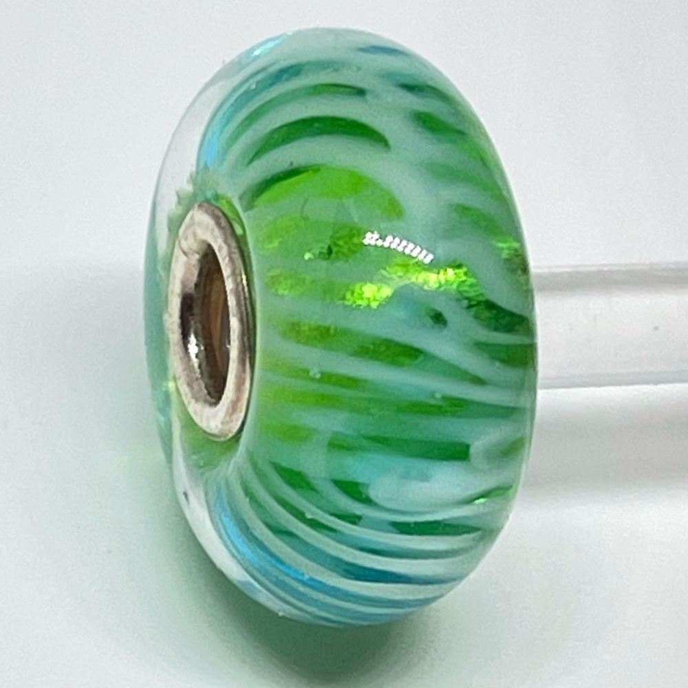 Trollbeads Turquoise Feather (Retired)